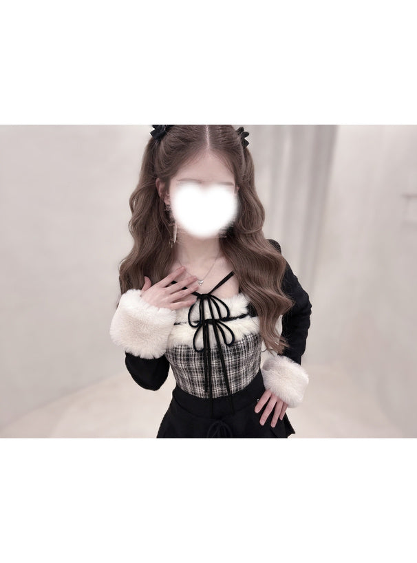 GRL ru1815 layered-look faux-fur trim top — image 7