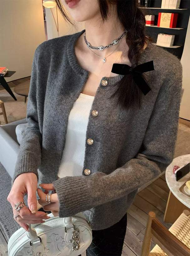 Gold Button Crew Neck Knit Cardigan 金色鈕扣圓領針織開襟衫 at2579 image 1